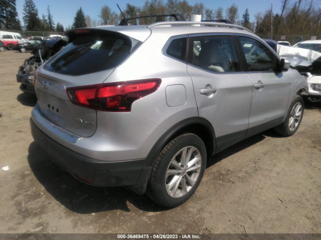 JN1BJ1CR1JW207021 Nissan Rogue Sport Sv