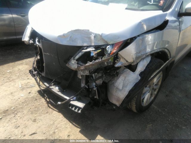 JN1BJ1CR1JW207021 Nissan Rogue Sport Sv