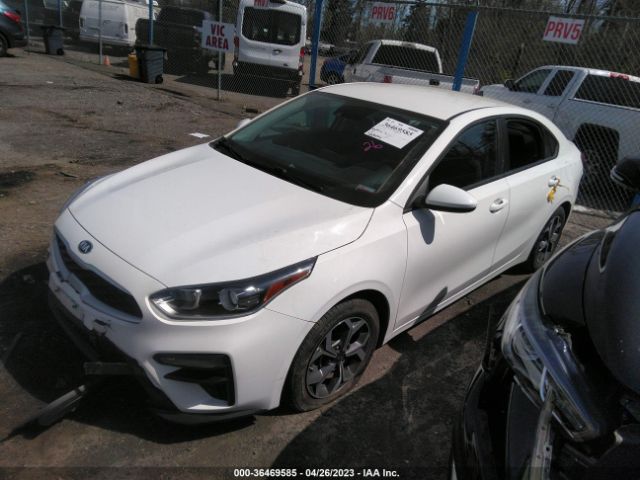 3KPF24AD4KE137904 KIA Forte Lxs