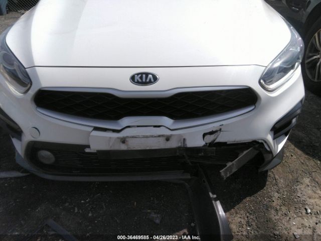 3KPF24AD4KE137904 KIA Forte Lxs
