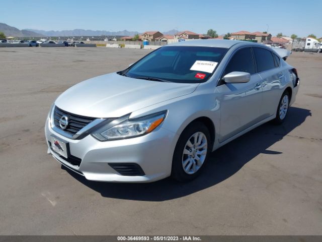 1N4AL3AP6HC292858 Nissan Altima 2.5 S