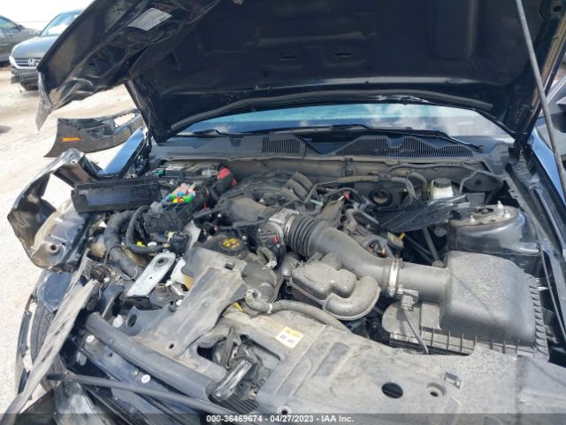 1ZVBP8AM2E5226388 Ford Mustang V6
