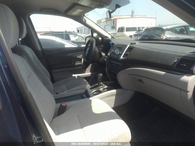 2018 HONDA PILOT LX VIN: 5FNYF5H10JB033711