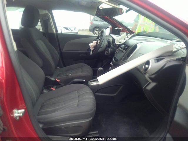 Chevrolet SONIC LT 2015 1G1JC5SH6F4152144 Image 6