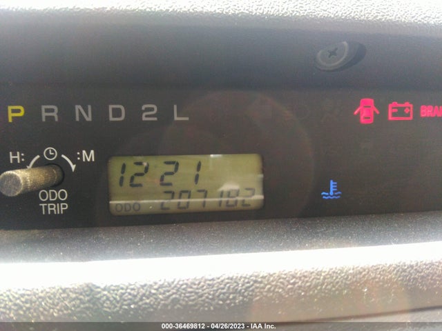 2005 SCION XB VIN: JTLKT324750182907