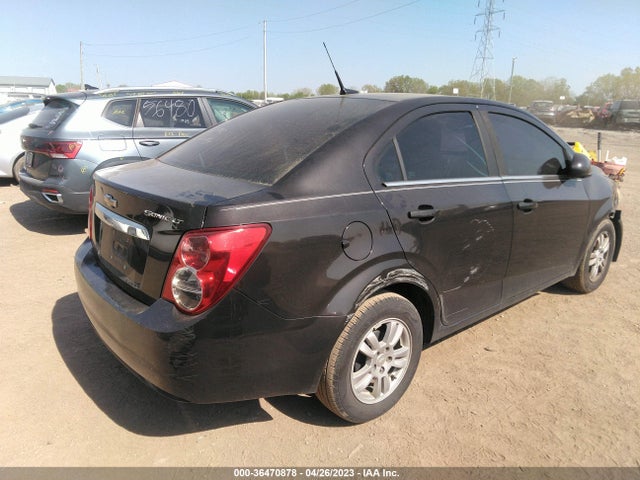 Chevrolet SONIC LT 2014 1G1JC5SH6E4240562 Image 4