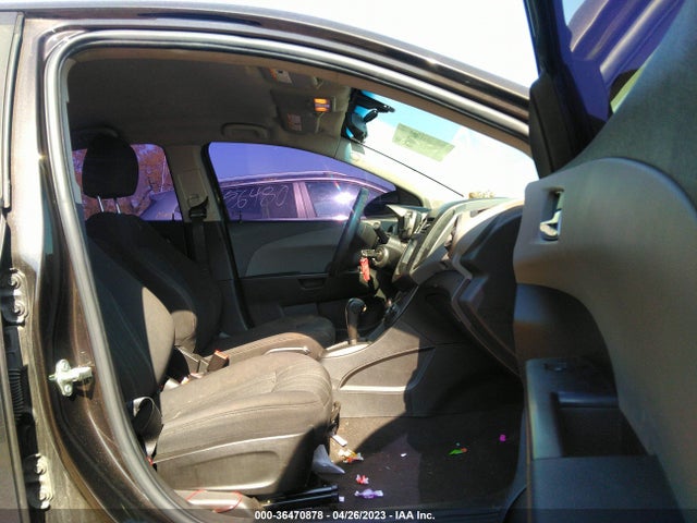 Chevrolet SONIC LT 2014 1G1JC5SH6E4240562 Image 5