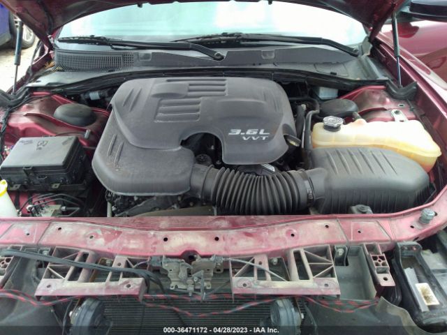 2C3CDXHG2JH217515 Dodge Charger Sxt Plus