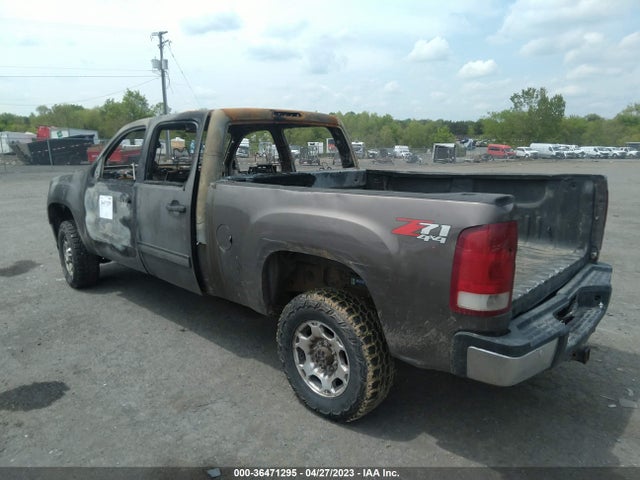 2008 GMC SIERRA 2500HD SLE2 VIN: 1GTHK23K18F140587
