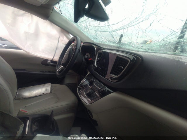 2C4RC1BG6HR796320 Chrysler Pacifica Touring-l