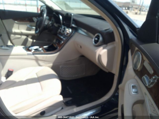 55SWF4KB6FU006943 Mercedes-Benz C-class C 300