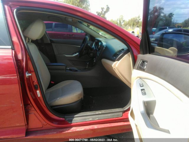 5XXGM4A76FG368888 KIA Optima Lx