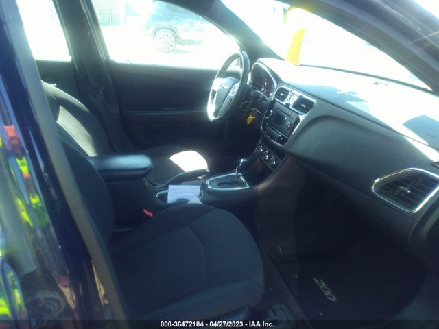 1C3CCBBB9EN112129 Chrysler 200 Touring