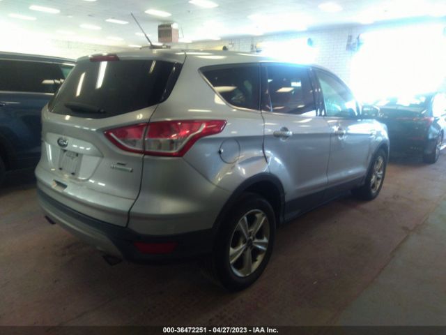 1FMCU0GX5GUC46142 Ford ESCAPE SE