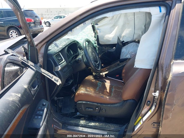 Toyota Highlander Limited 2018 5TDYZRFH6JS261464 Image 6