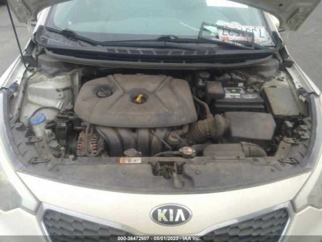 KNAFK4A65F5334600 KIA FORTE LX
