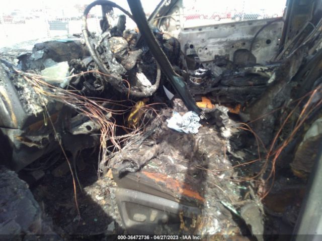 3GTP1MEC5HG174305 GMC Sierra 1500 Sle