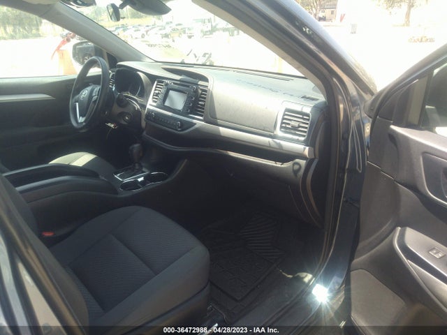 Toyota Highlander Le 2018 5TDZZRFH1JS255625 Image 5