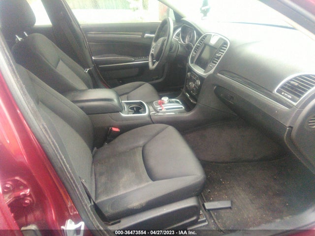 2C3CCAAG8JH315572 Chrysler 300 Touring