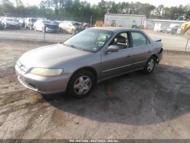 2000 HONDA ACCORD SDN EX W/LEATHER VIN: 1HGCG1658YA096839
