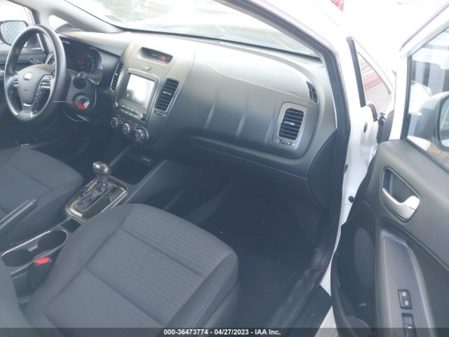 3KPFL4A75JE198958 KIA FORTE LX