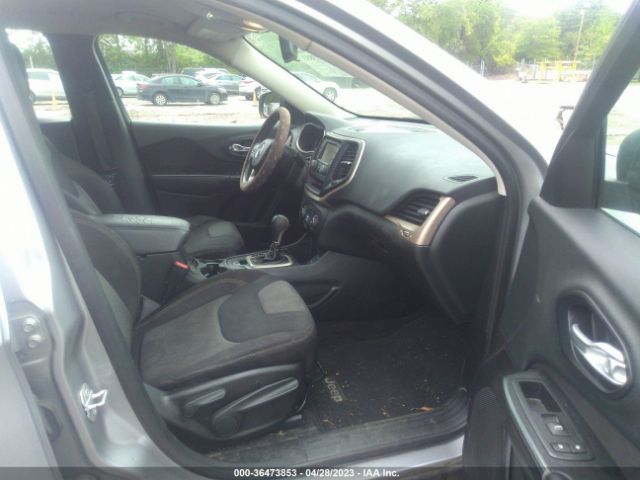 1C4PJLAB2FW616804 Jeep Cherokee Sport