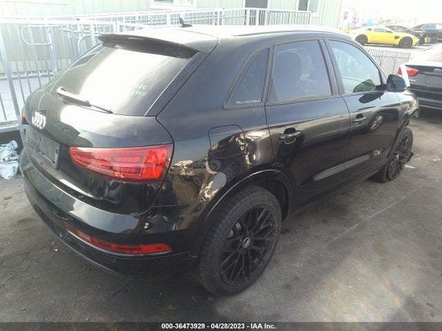 WA1ECCFS7HR003261 Audi Q3 PREMIUM