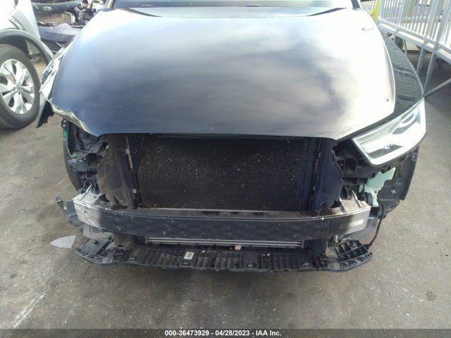 WA1ECCFS7HR003261 Audi Q3 PREMIUM