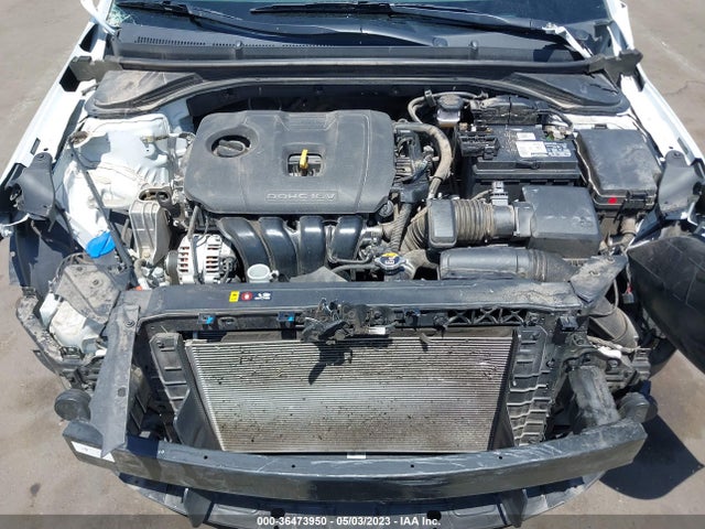 2020 HYUNDAI ELANTRA SE VIN: 5NPD74LF9LH590730
