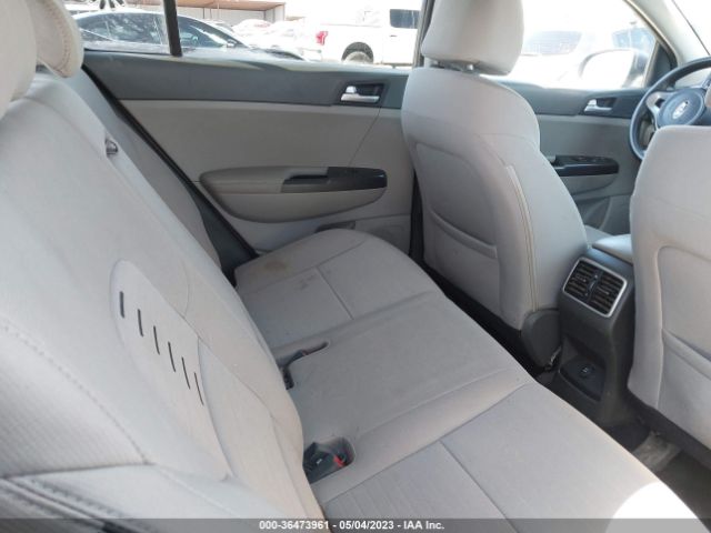 KNDPMCAC4J7407695 KIA Sportage Lx