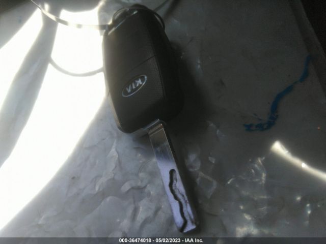 5XXGT4L36KG340595 KIA Optima Lx