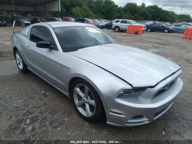 2014 1ZVBP8AM4E5303827 main image