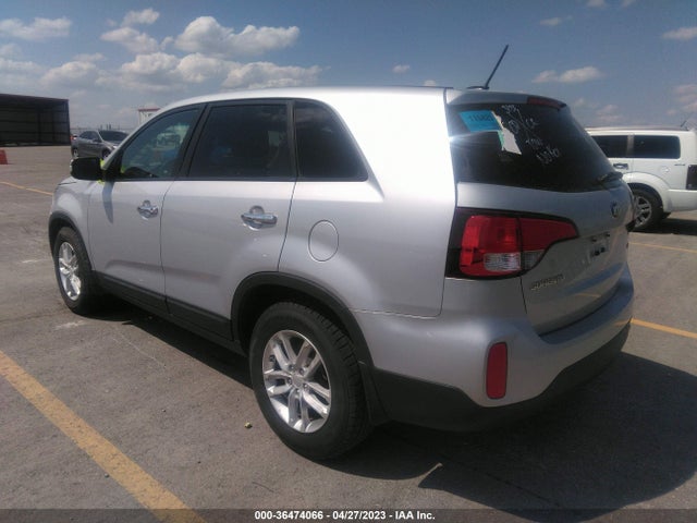 KIA SORENTO LX 2015 5XYKT3A69FG639615 Image 3