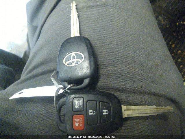 2017 TOYOTA COROLLA L/LE/XLE/SE VIN: 2T1BURHE6HC934635