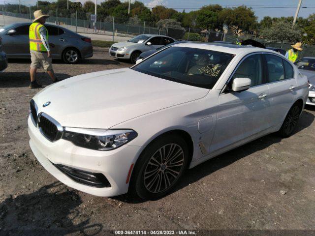 WBAJA9C53JB252048 BMW 5 Series 530e Iperformance