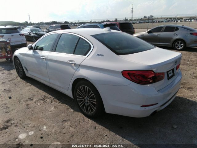 WBAJA9C53JB252048 BMW 5 Series 530e Iperformance