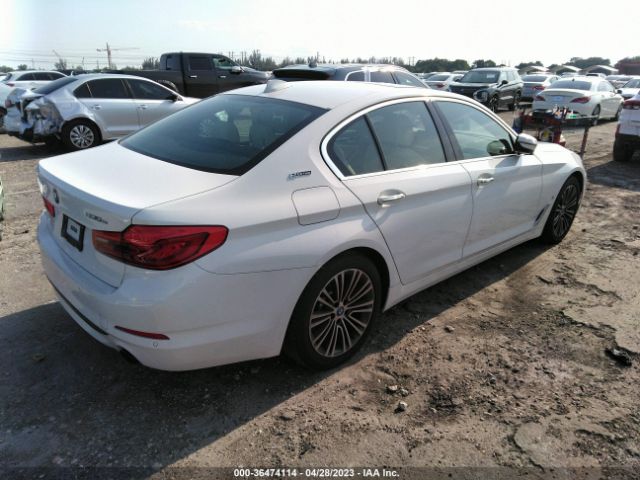 WBAJA9C53JB252048 BMW 5 Series 530e Iperformance