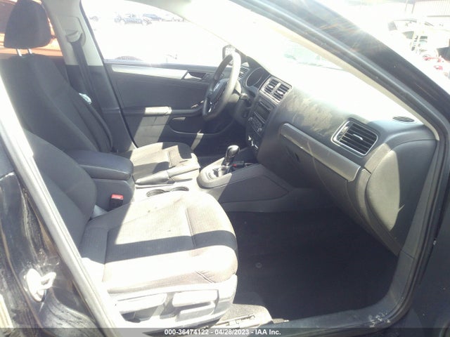 3VWD17AJ4FM270334 Volkswagen Jetta Sedan 1.8t Se
