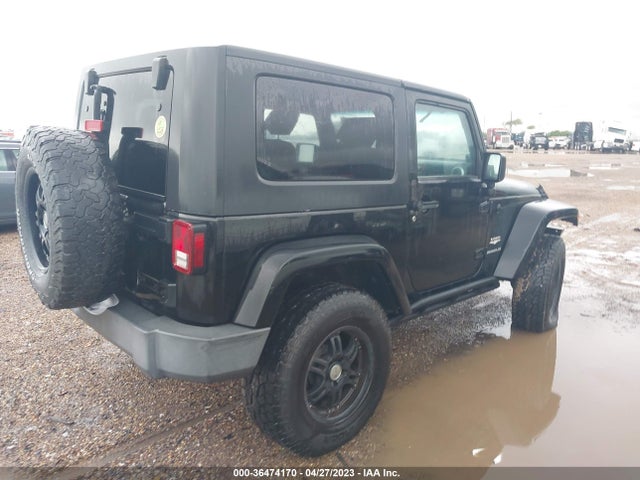 2010 JEEP WRANGLER SAHARA VIN: 1J4GA5D11AL158384