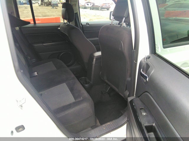 1C4NJPBAXFD401235 Jeep Patriot Altitude Edition