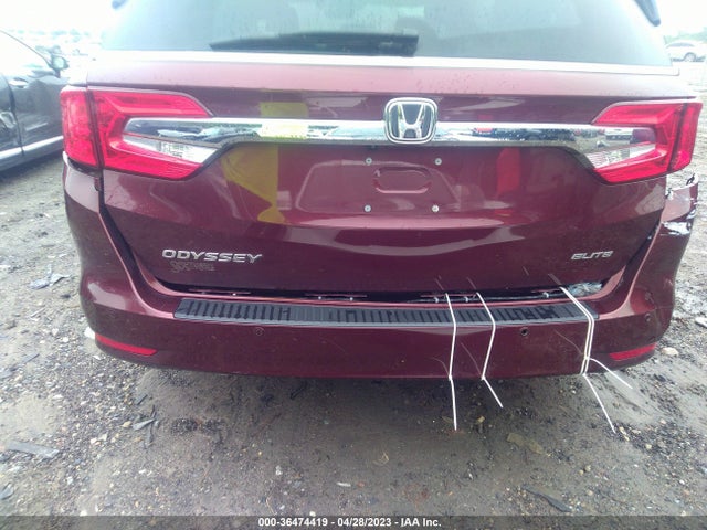 2018 HONDA ODYSSEY ELITE VIN: 5FNRL6H98JB106557