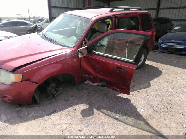 2008 FORD ESCAPE XLT VIN: 1FMCU93148KB93498