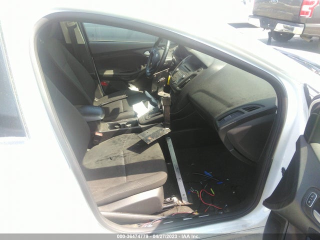 Ford FOCUS SE 2015 1FADP3F28FL231863 Image 5