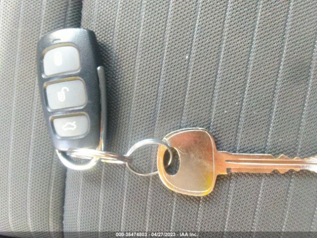 KNAFX4A63G5555017 KIA FORTE LX