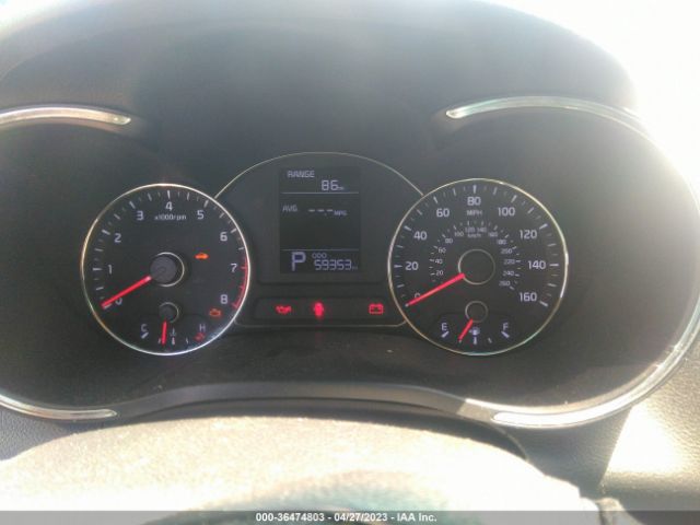 KNAFX4A63G5555017 KIA FORTE LX