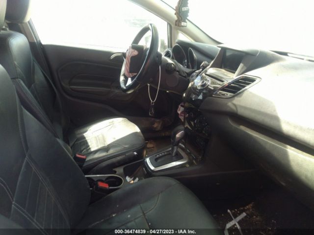 3FADP4FJ9HM128224 Ford Fiesta Titanium