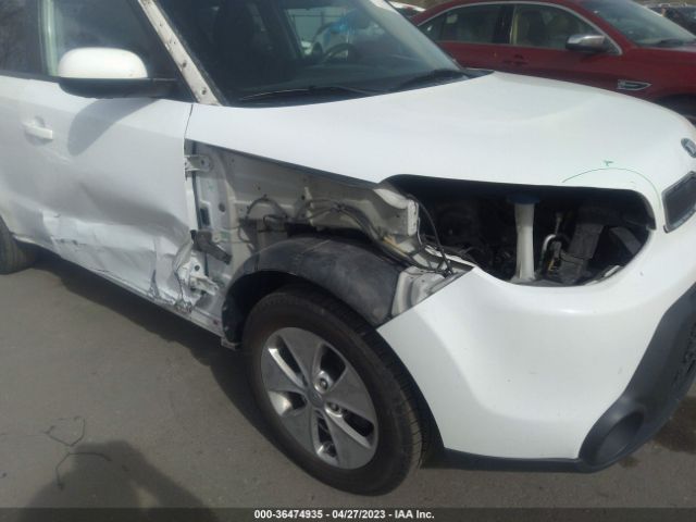 KNDJN2A28F7143862 KIA Soul Base