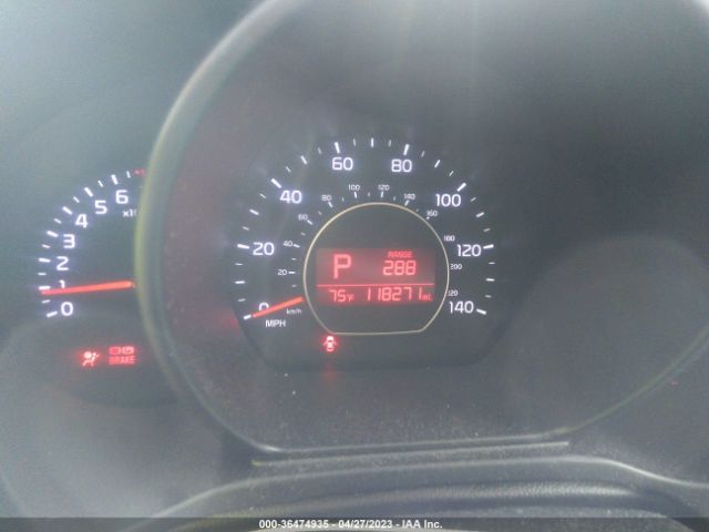 KNDJN2A28F7143862 KIA Soul Base