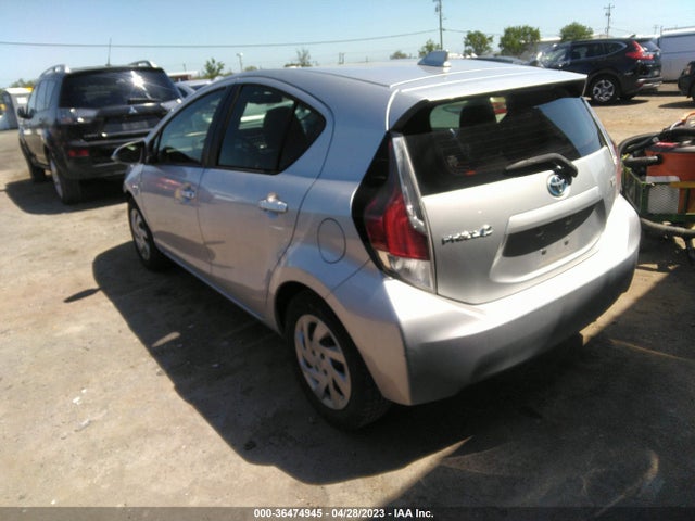 Toyota Prius C One/two/three/four 2015 JTDKDTB35F1112740 Image 3