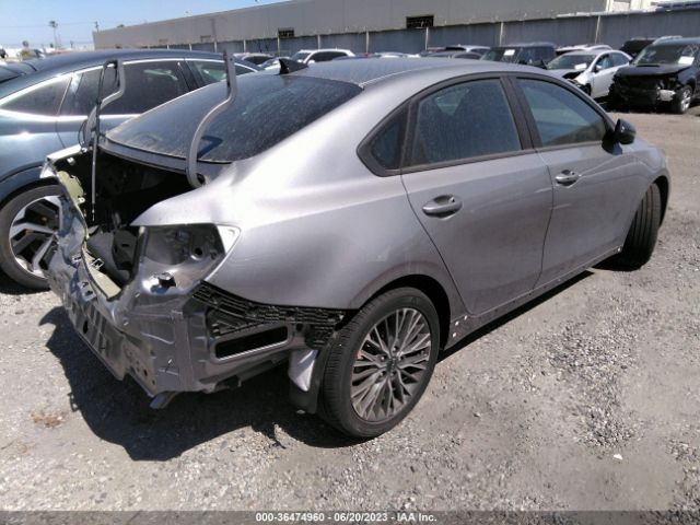 3KPF54AD0PE564107 KIA Forte Gt-line